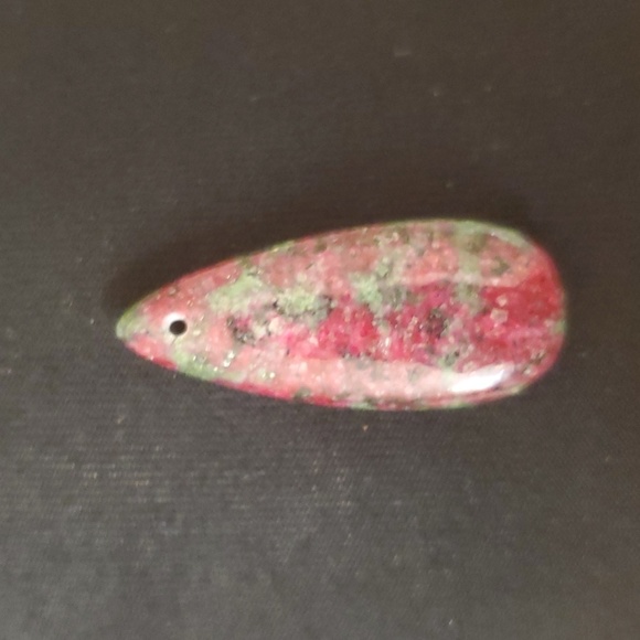 New 2pc Ruby in Zoisite Teardrop Pendants. - Picture 8 of 16